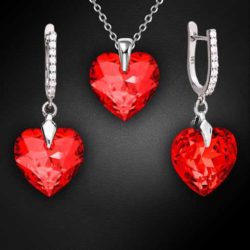 Серебряный комплект «Влюбленное сердце III R (Light Siam)" с кристаллами Swarovski™